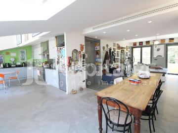 Appartamento in vendita di 160 m² in Via Fiesso, 6