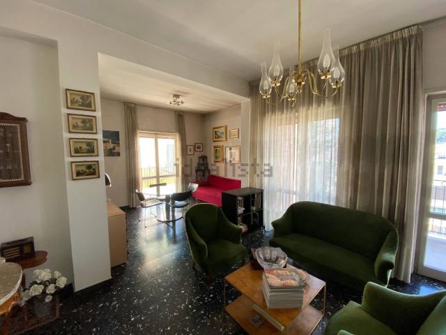 Appartamento in vendita di 160 m² in Via Firenze