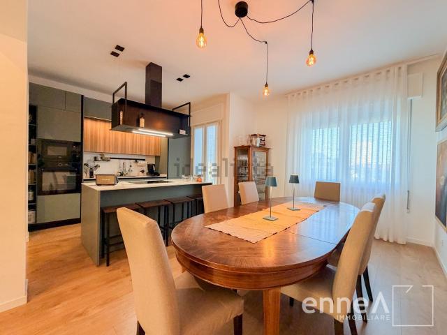 Appartamento in vendita di 160 m² in Via Jesolo, 20