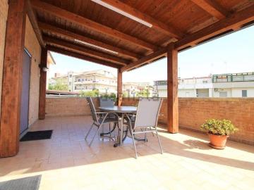 Appartamento in vendita di 160 m² in Via L. da Vinc