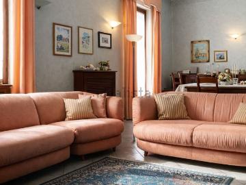 Appartamento in vendita di 160 m² in Via La Thuile