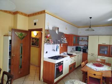 Appartamento in vendita di 160 m² in Via Mons. Rosario Arturo Migliaccio