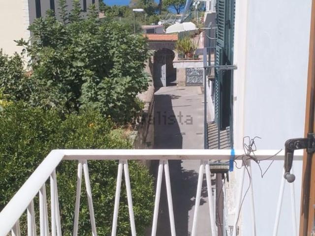 Appartamento in vendita di 160 m² in Via Madonna di Rosella, 44