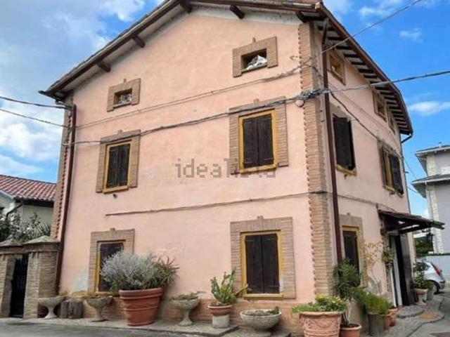 Appartamento in vendita di 160 m² in Via Madonnina, 17