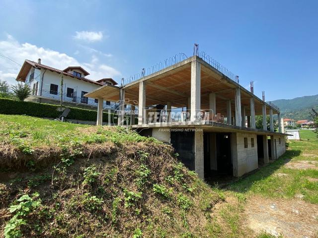 Appartamento in vendita di 160 m² in Via Magri