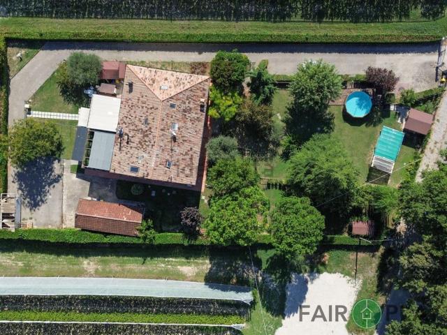 Appartamento in vendita di 160 m² in Via Martorella, 2