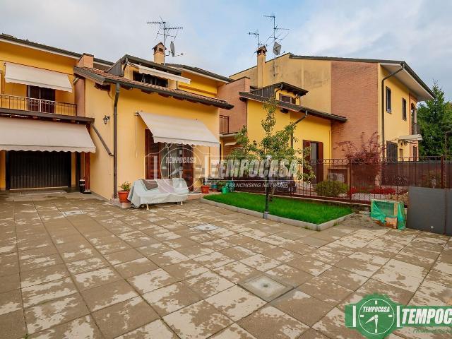 Appartamento in vendita di 160 m² in Via Salvo D&apos Acquisto, 6
