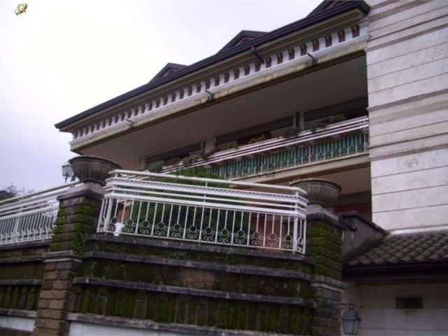 Appartamento in vendita di 160 m² in Via Sant&apos Eustachio, 2