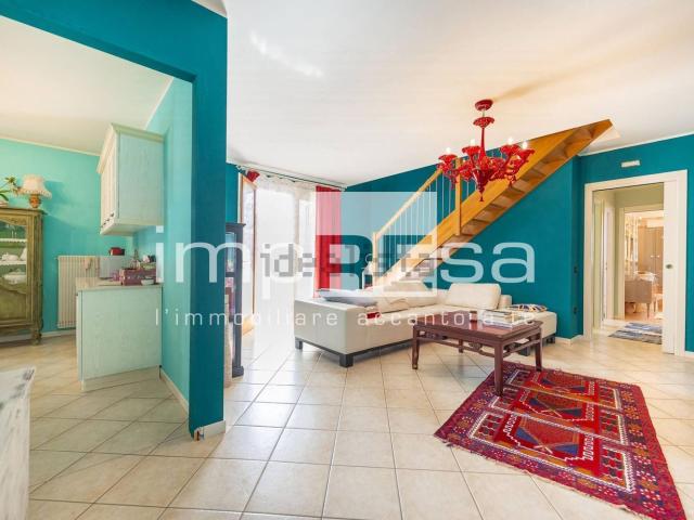 Appartamento in vendita di 160 m² in Via Stella