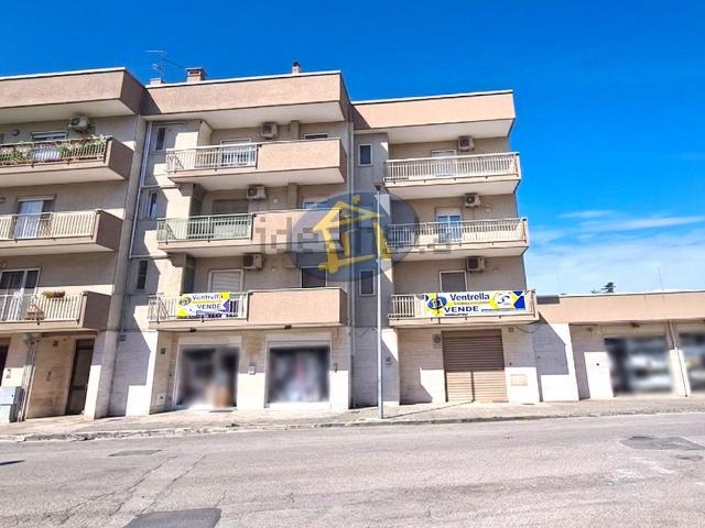 Appartamento in vendita di 160 m² in Via Padre Andrea Scalimoli, 17