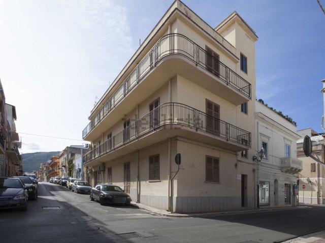 Appartamento in vendita di 160 m² in Via Palermo