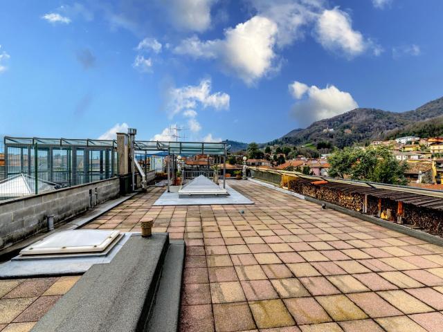 Appartamento in vendita di 160 m² in Via Papa Giovanni XXIII, 3