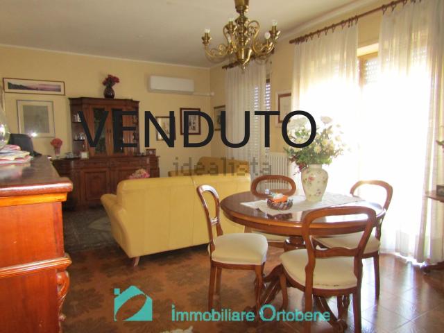 Appartamento in vendita di 160 m² in Via Peppino Catte