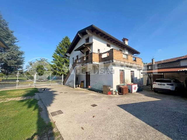 Appartamento in vendita di 160 m² in Via Principale, 10