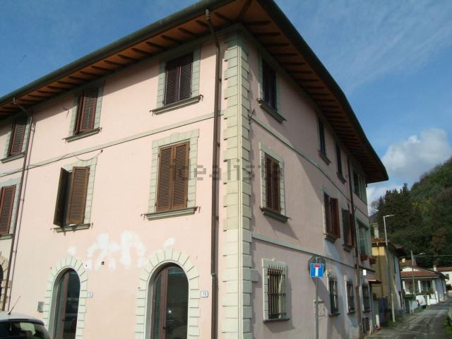 Appartamento in vendita di 160 m² in Via provinciale, 86