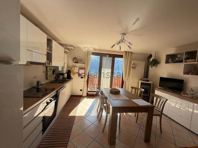Appartamento in vendita di 160 m² in Via Roma