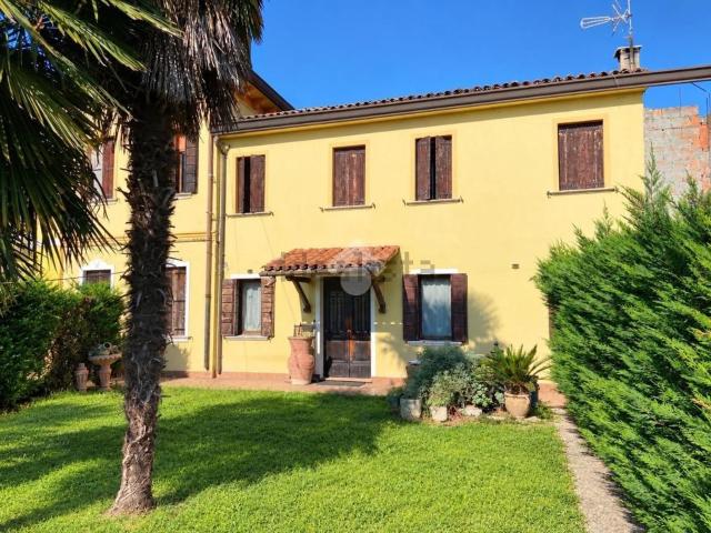 Appartamento in vendita di 160 m² in Via Ronco, 41