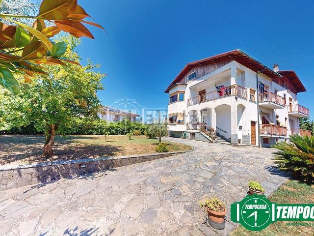 Appartamento in vendita di 160 m² in Via Rondanino, 3