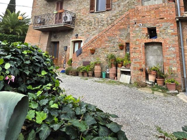 Appartamento in vendita di 160 m² in Via ravigliano, 15
