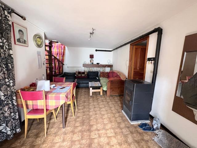 Appartamento in vendita di 160 m² in Via retroborgo