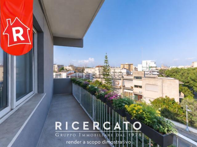 Appartamento in vendita di 160 m² in Via Regina Elena, 23