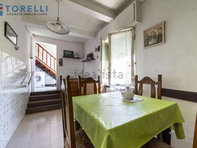 Appartamento in vendita di 160 m² in Via Rino Cortesi, 24