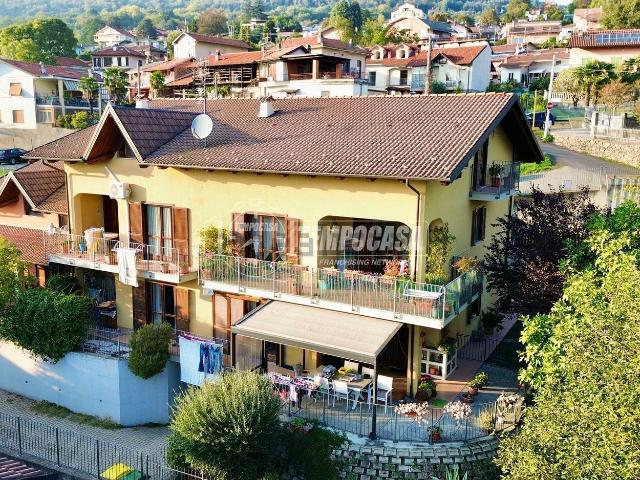 Appartamento in vendita di 160 m² in Via Rubiana, 38