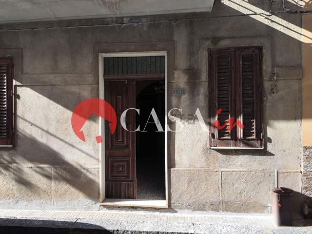 Appartamento in vendita di 160 m² in Via Ruggero VII, 93