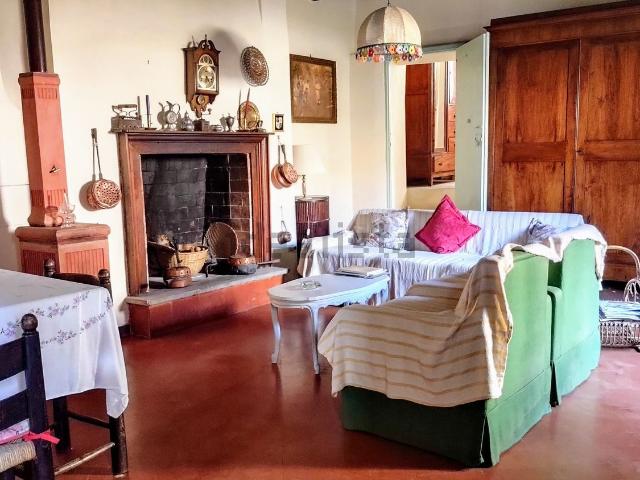 Appartamento in vendita di 160 m² in Via Tolomei, 8