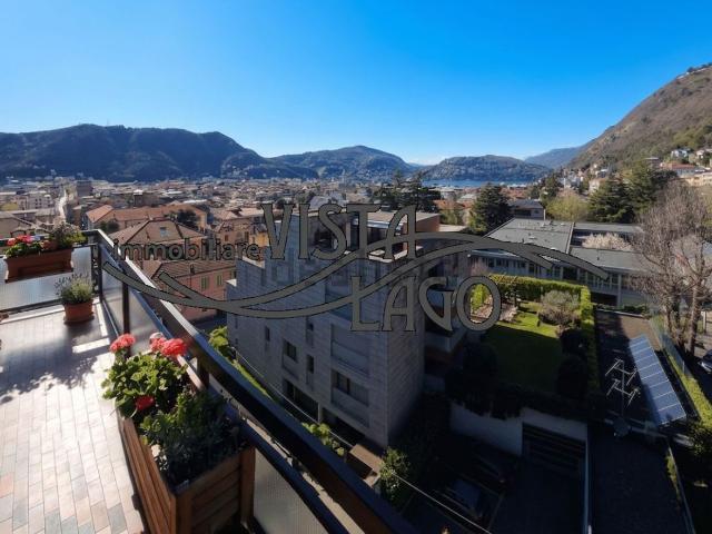 Appartamento in vendita di 160 m² in Via Tommaso Grossi, 36