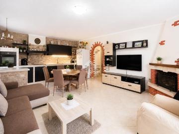 Appartamento in vendita di 160 m² in Via Tosco Romagnola, 50
