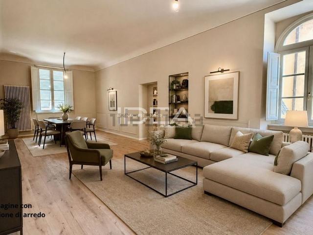 Appartamento in vendita di 160 m² in Via Tegrimi