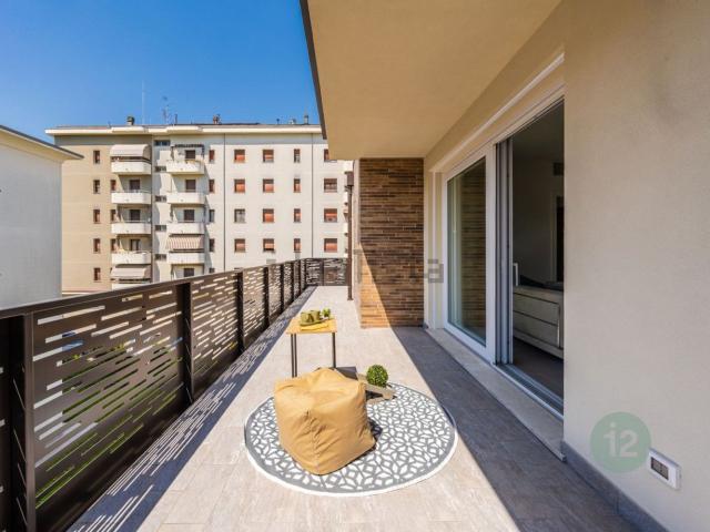 Appartamento in vendita di 160 m² in Via Tiziano Vecellio, 7
