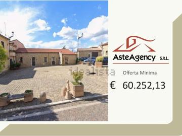 Appartamento in vendita di 160 m² in Via Umberto I