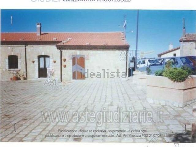 Appartamento in vendita di 160 m² in Via Umberto I