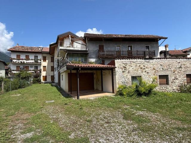 Appartamento in vendita di 160 m² in Via Vignui, 47