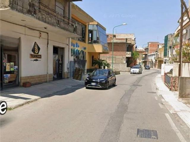 Appartamento in vendita di 160 m² in Via Vincenzo Bellini, 26