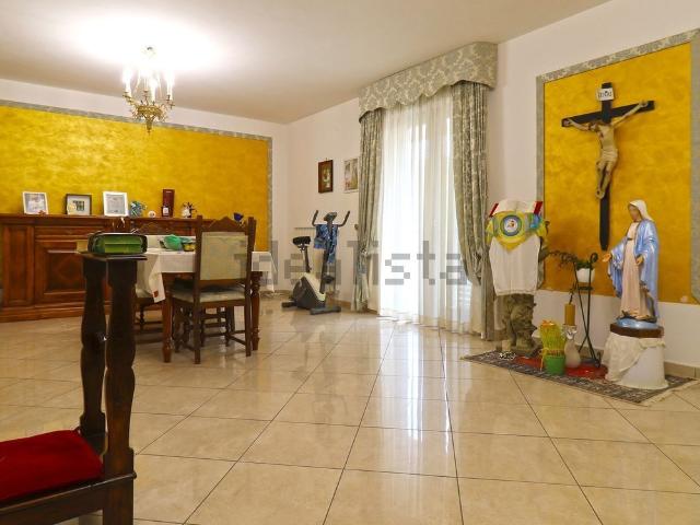 Appartamento in vendita di 160 m² in Viale Italia