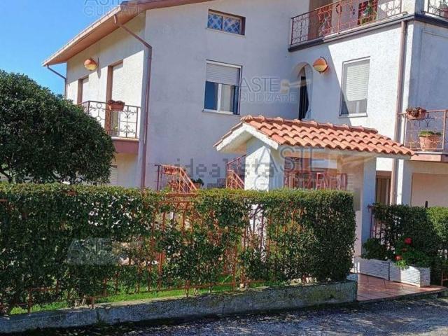 Appartamento in vendita di 160 m² in Contrada Torre Marino, 11