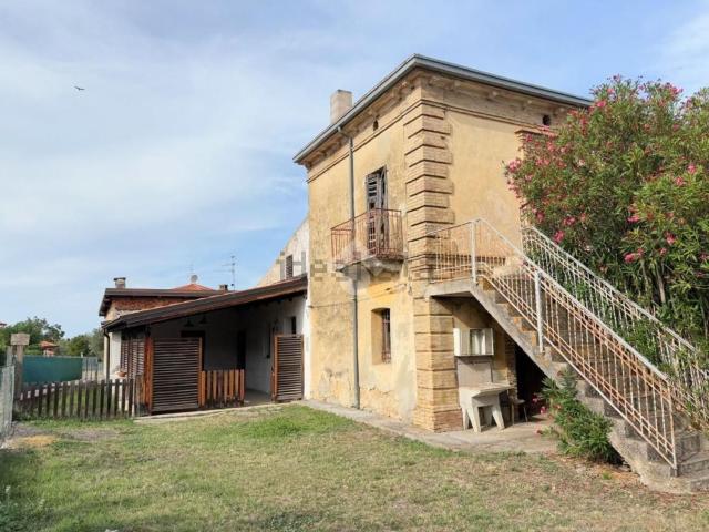 Appartamento in vendita di 160 m² in Contrada Villa Martelli, 204