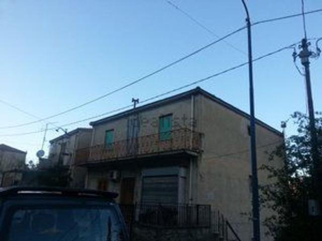 Appartamento in vendita di 160 m² in Contrada Mercurio