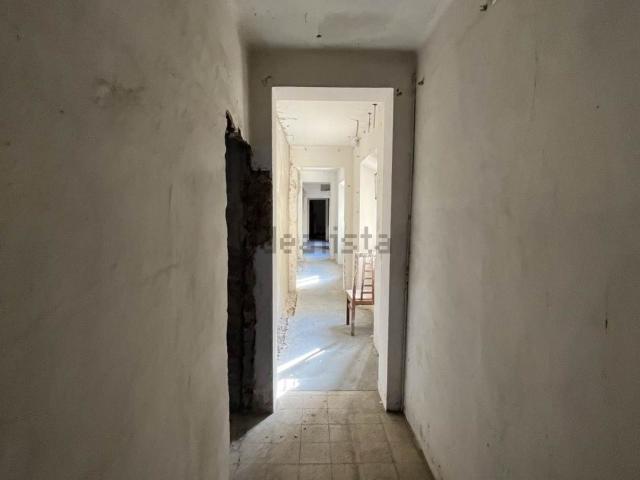 Appartamento in vendita di 160 m² in Corso d&apos Augusto, 1