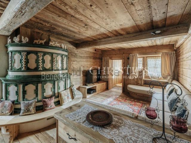 Appartamento in vendita di 160 m² in Località Alverà