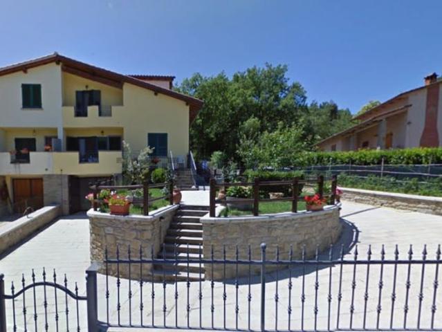 Appartamento in vendita di 160 m² in Località Cetica