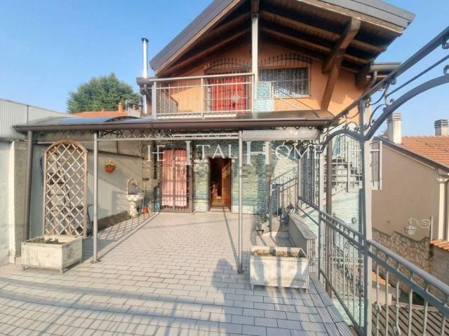 Appartamento in vendita di 160 m² in Piazza G. Mazzini