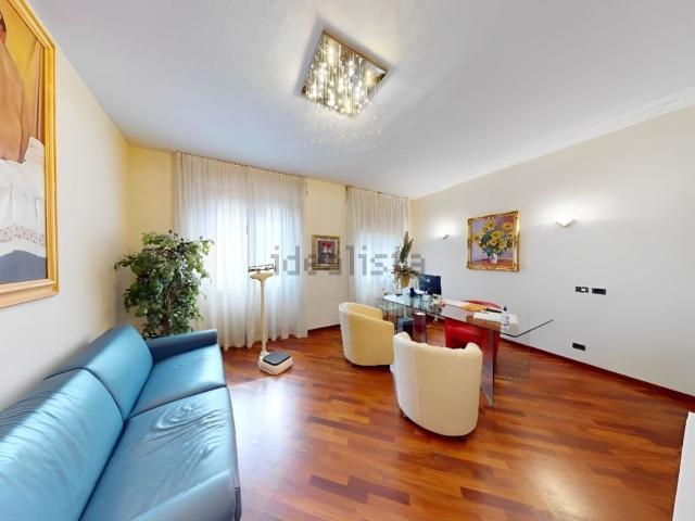 Appartamento in vendita di 160 m² in Piazza di Santa Maria Novella