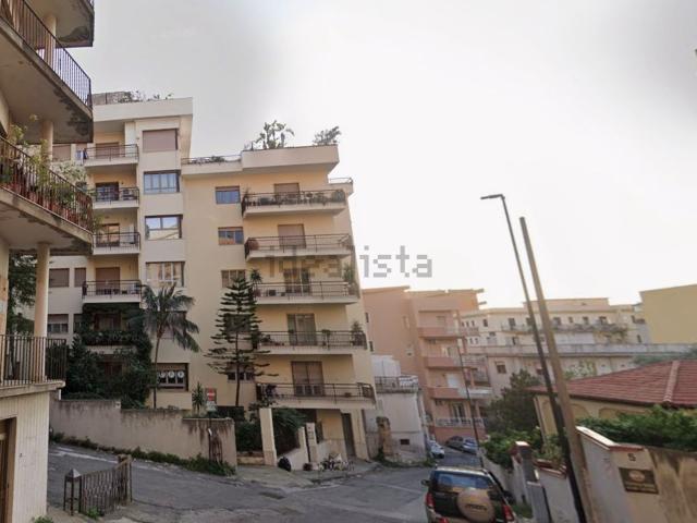 Appartamento in vendita di 160 m² in Piazza Indipendenza