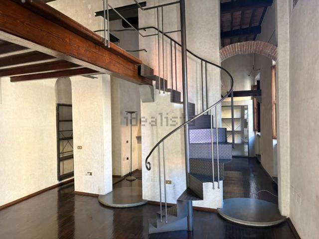 Appartamento in vendita di 160 m² in Piazza Toniolo Antonio, 5