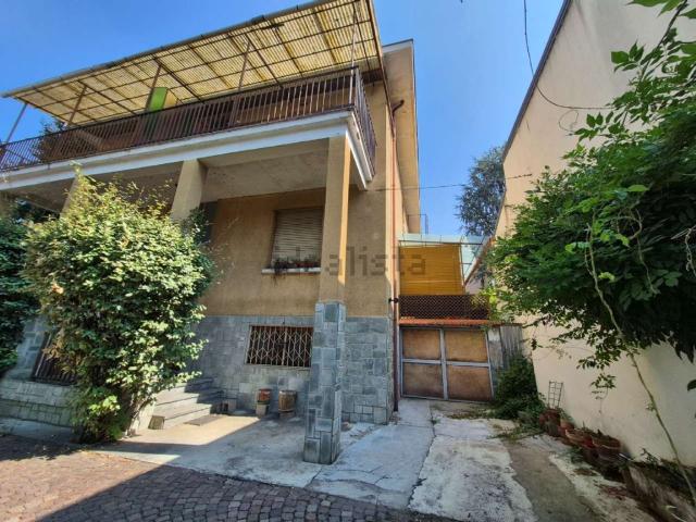 Appartamento in vendita di 160 m² in Strada dei Biasoni