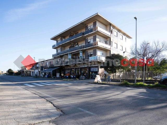 Appartamento in vendita di 160 m² in Strada Regionale Casilina, 62